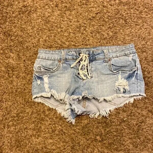 Billabong Reckless Fit Distressed Denim Shorts Size 3